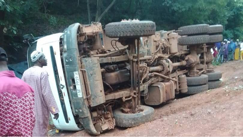 Koubia : Un accident fait un mort et plusieurs blessés